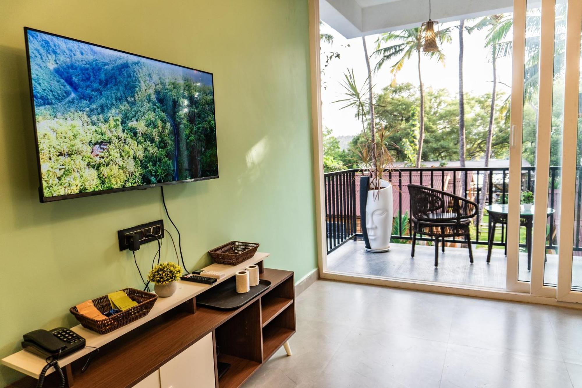 Tranquill Riverside Luxury Cottages With Bathtub, Candolim Bagian luar foto