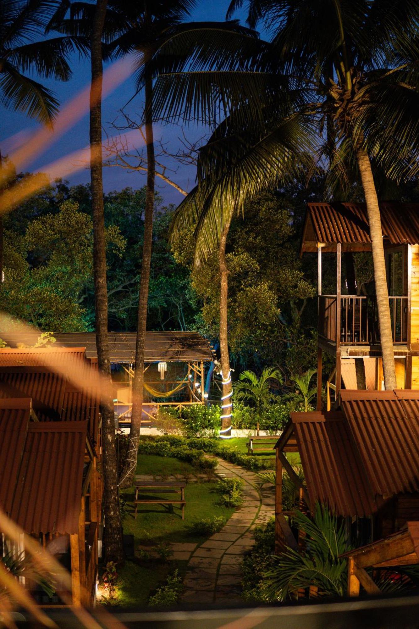 Tranquill Riverside Luxury Cottages With Bathtub, Candolim Bagian luar foto
