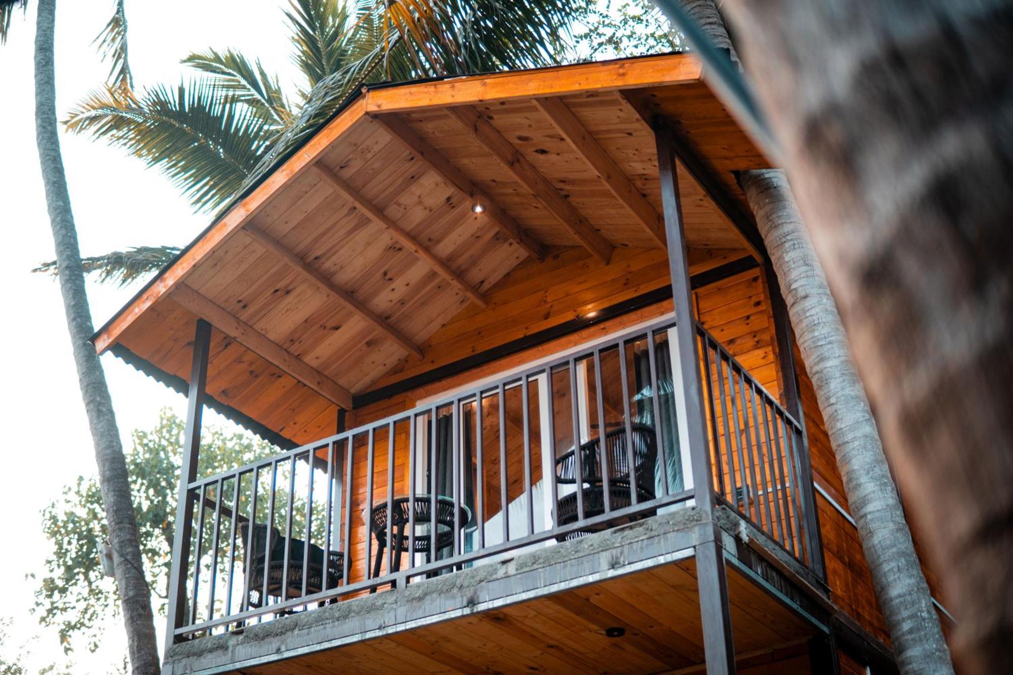 Tranquill Riverside Luxury Cottages With Bathtub, Candolim Bagian luar foto