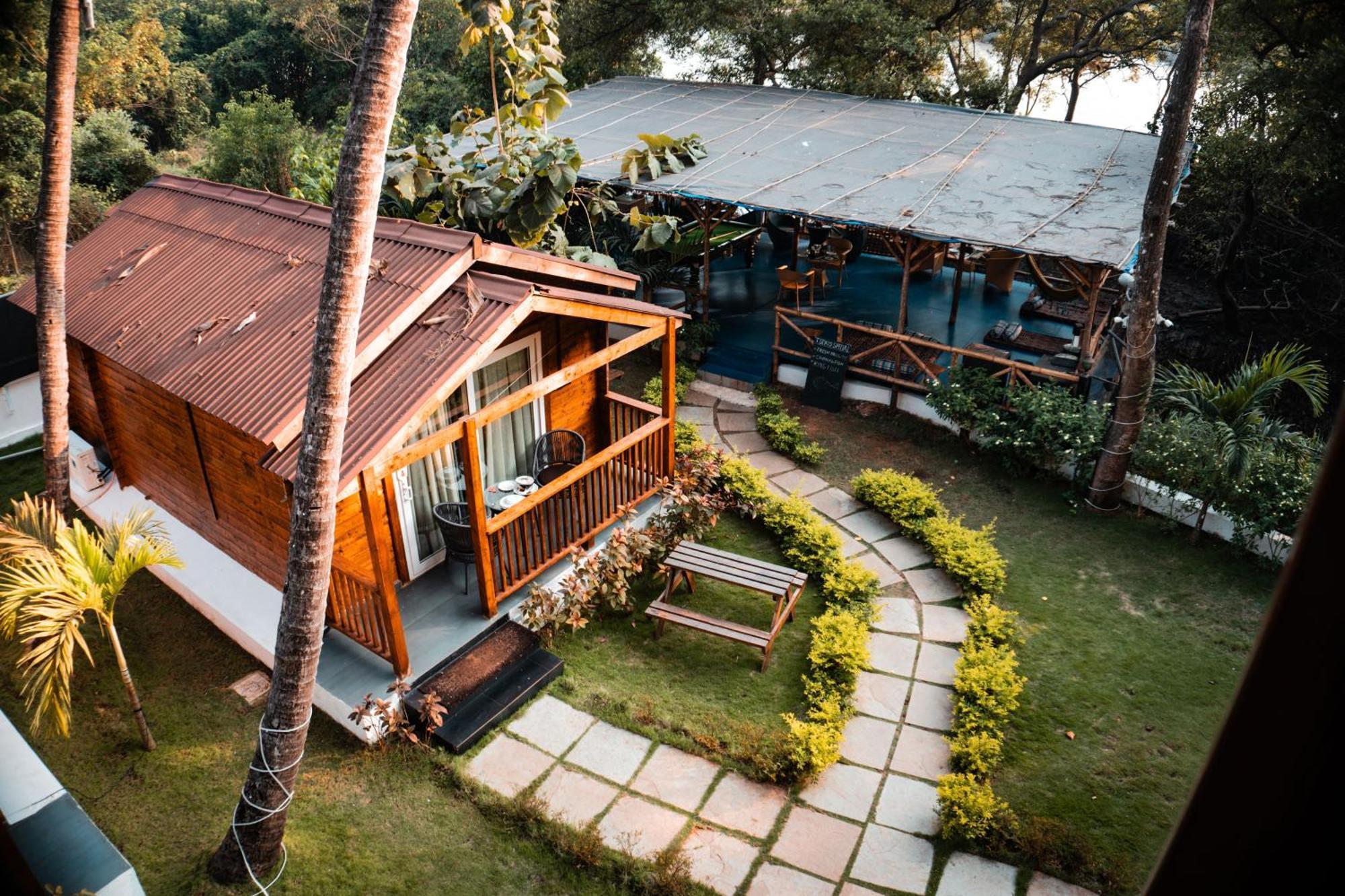 Tranquill Riverside Luxury Cottages With Bathtub, Candolim Bagian luar foto